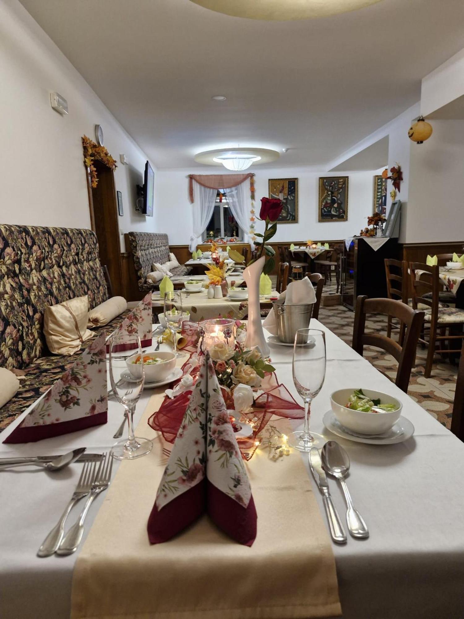 Parkhotel Forest 마리안스케 라즈네 외부 사진